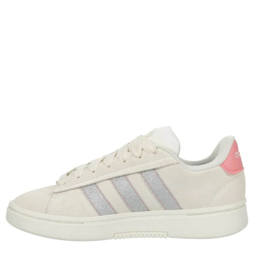 ADIDAS  WOMENS GRAND COURT ALPHA 00'S SNEAKER