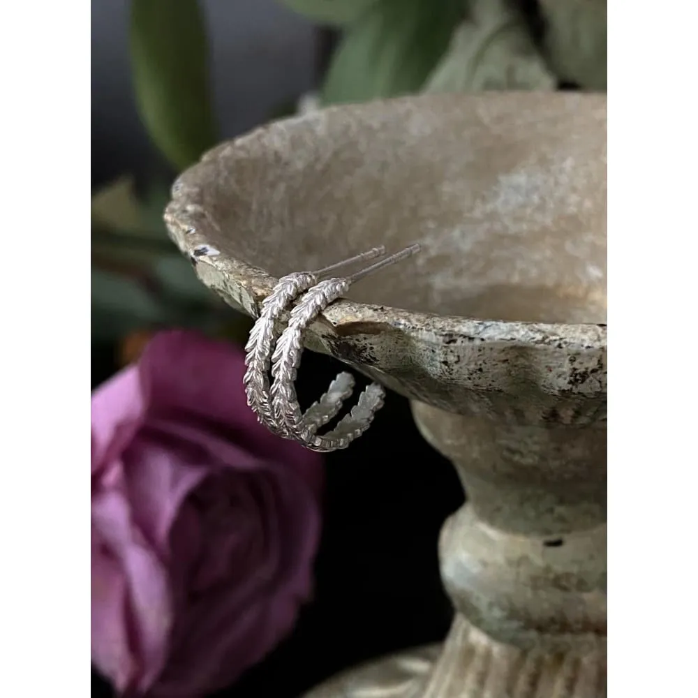 Aita - small hoop leaf earrings