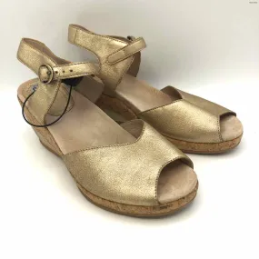 DANSKO Champagne Wedge Sandal Shoe Size 40 US: 9-1/2 Shoes